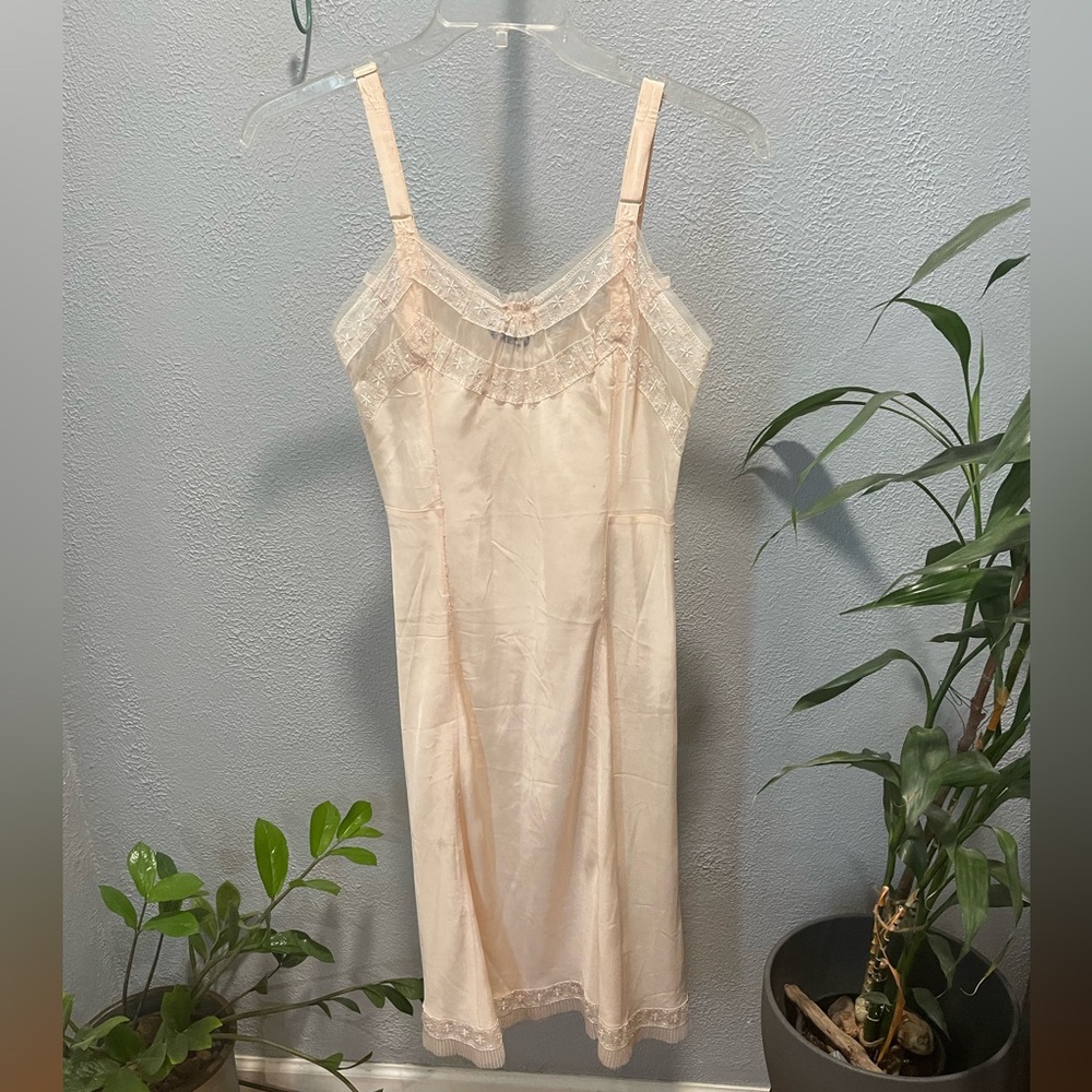Vintage Aristocraft by Superior 1950’s Acetate & Nylon Slip